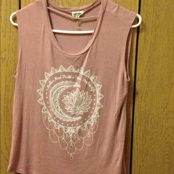 Shirt - Picture 1 of 2